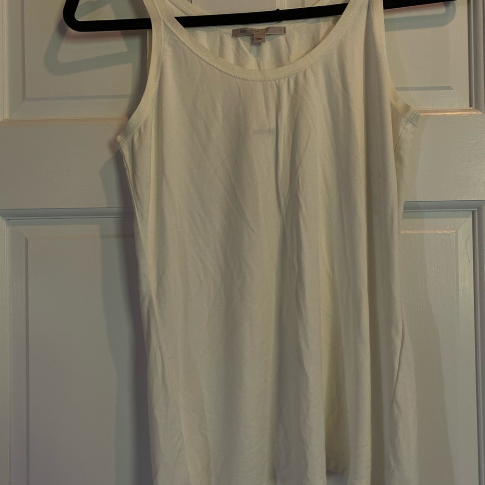 NWT gap loose tank top